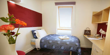 Bede's Summer School; camera singola con bagno privato nel campus di Brighton