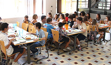 La sala mensa del campus Parc Imperial a Nizza - Scuola di francese Azurlingua