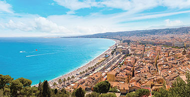 Lungomare di Nizza - soggiorni studio per ragazzi scuola di francese Azurlingua