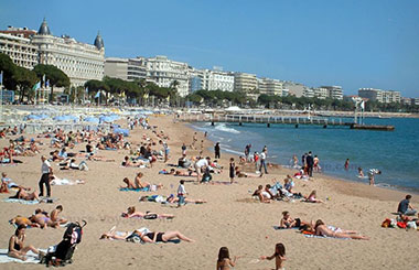 cannes plage