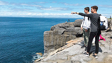 Vacanze studio Apollo in Irlanda, studenti in escursione