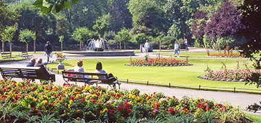 Dublino, il parco St Stephen's Green vicino alla scuola Apollo