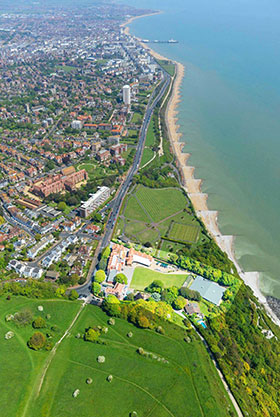 Il college di Eastbourne sul mare