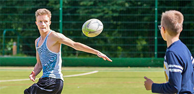 corso di inglese + rugby, due studenti nel college Bede's