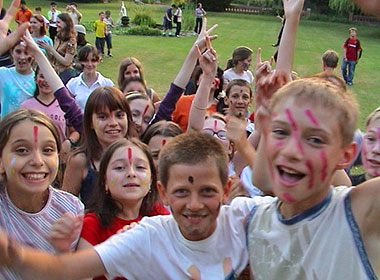 Bambini presso la scuola di inglese Regent in Inghilterra